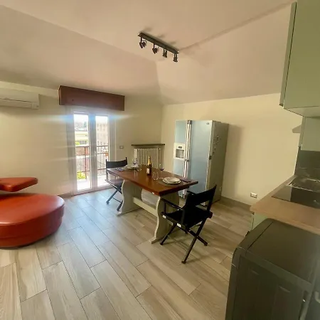 Moderno Bilocale Apartamento *