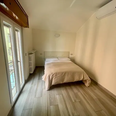Apartment Moderno Bilocale Bresso