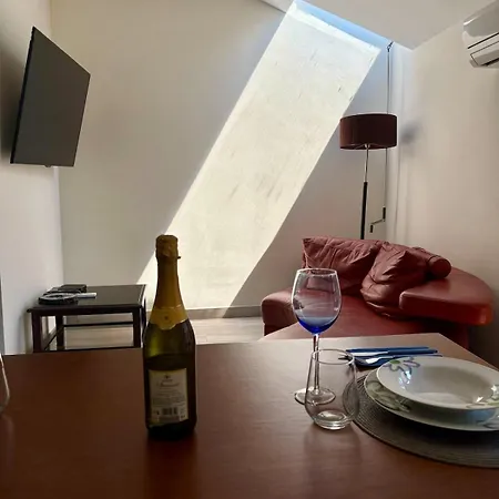 Moderno Bilocale Apartment
