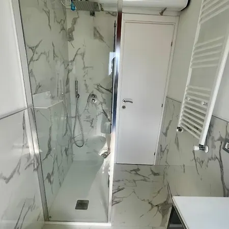 Moderno Bilocale Apartment